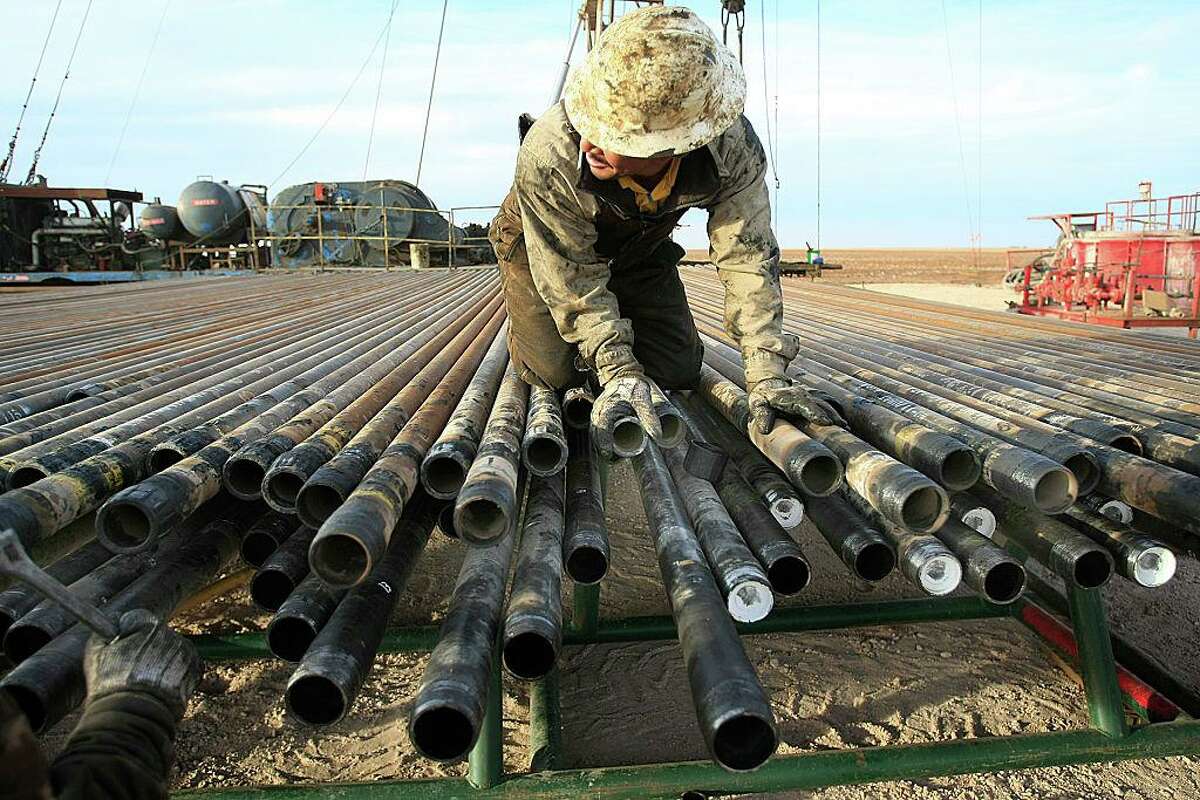 Oilfield Industry: Advantages And Steps On How To Get In!