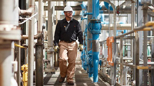 How To Properly Wear Your Fire Resistant Clothing